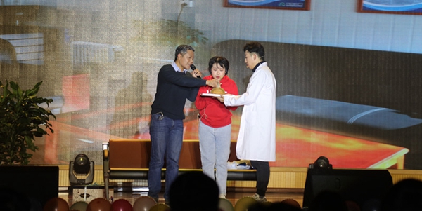 1581562161109459.jpg 5、股份公司小品《被遺忘的時光》.jpg