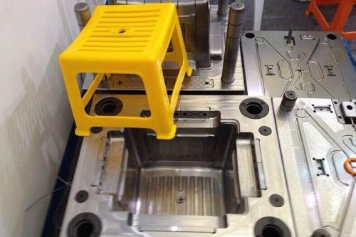 注塑模具加工中模具原理及組成要點有那些呢？