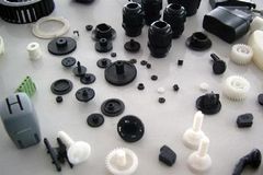 影響塑料制品收縮率的因素有哪些？